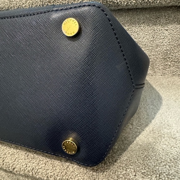 Michael Kors bag - Picture 8 of 8